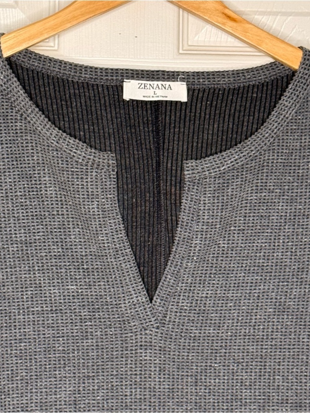 Zenana Waffle Knit V-Neck Top Charcoal Gray Short Sleeve Casual Boutique S-L NIP - Picture 4 of 7